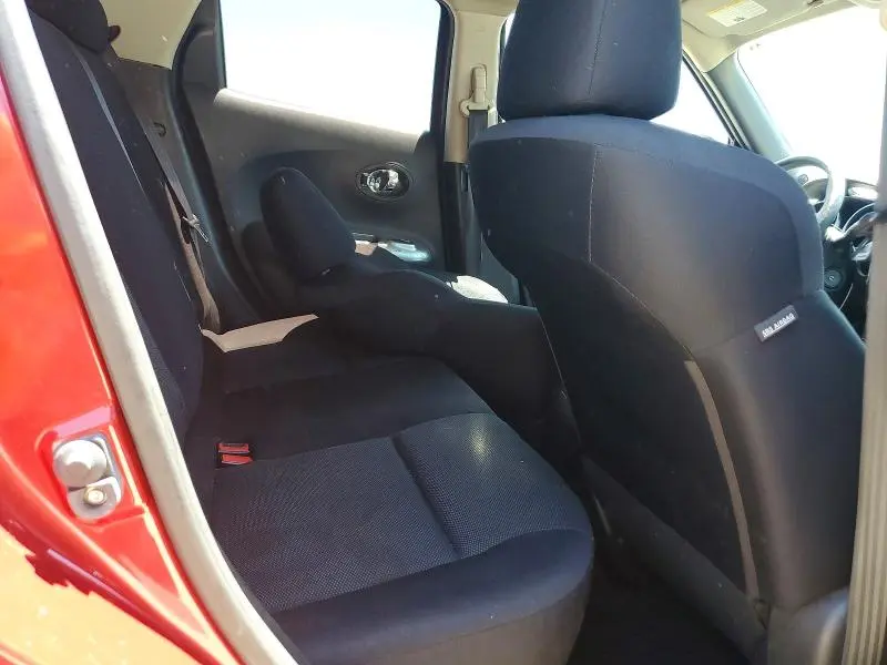 2013 NISSAN JUKE S  