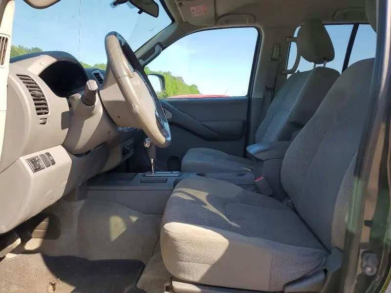 2012 NISSAN FRONTIER S  