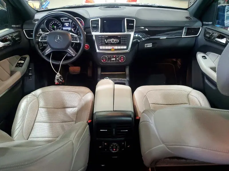 2015 MERCEDES-BENZ GL 550 4MATIC  
