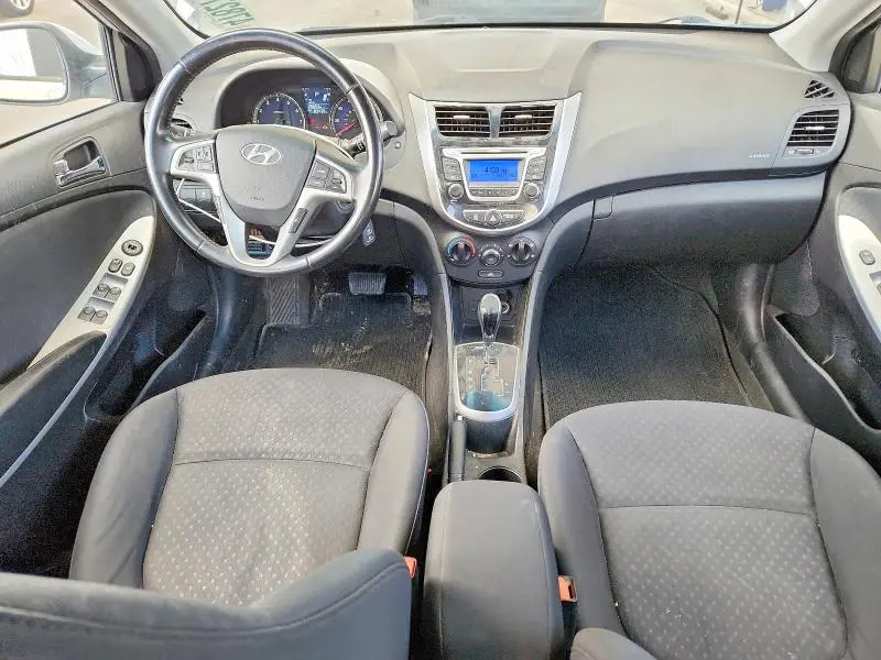 2014 HYUNDAI ACCENT SE  