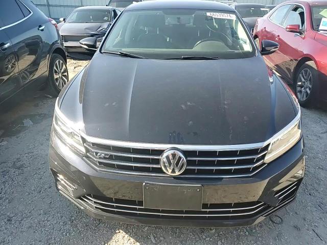 2017 VOLKSWAGEN PASSAT R-LINE