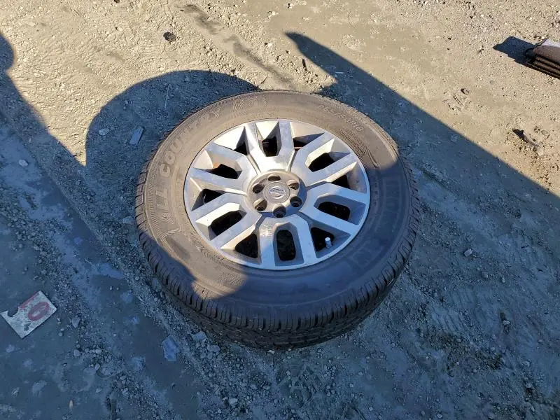 2010 NISSAN FRONTIER CREW CAB SE  