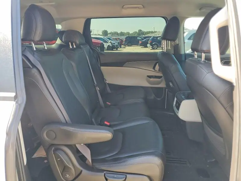 2022 KIA CARNIVAL   
