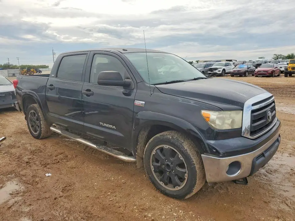 2010 TOYOTA TUNDRA CREWMAX SR5  