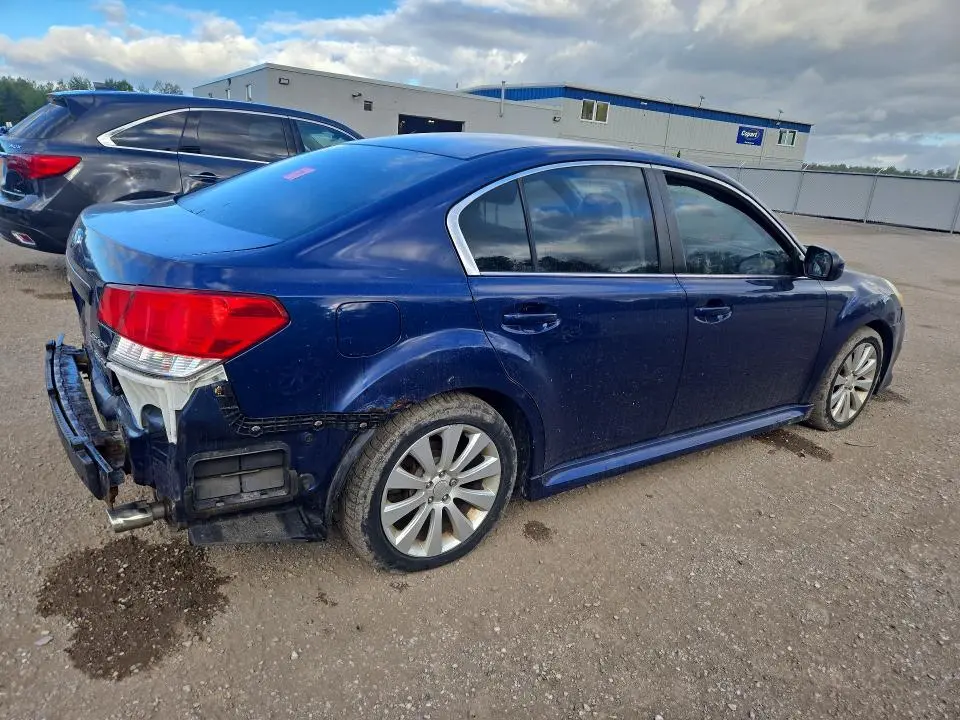 2010 SUBARU LEGACY 3.6R LIMITED  