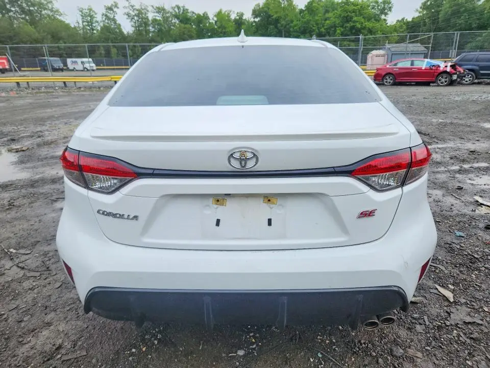 2025 TOYOTA COROLLA SE  