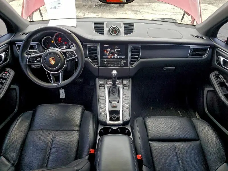 2017 PORSCHE MACAN GTS  