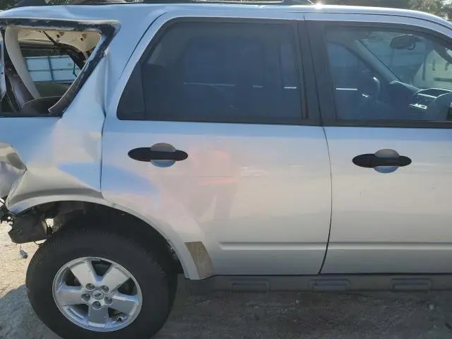 2012 FORD ESCAPE XLS  