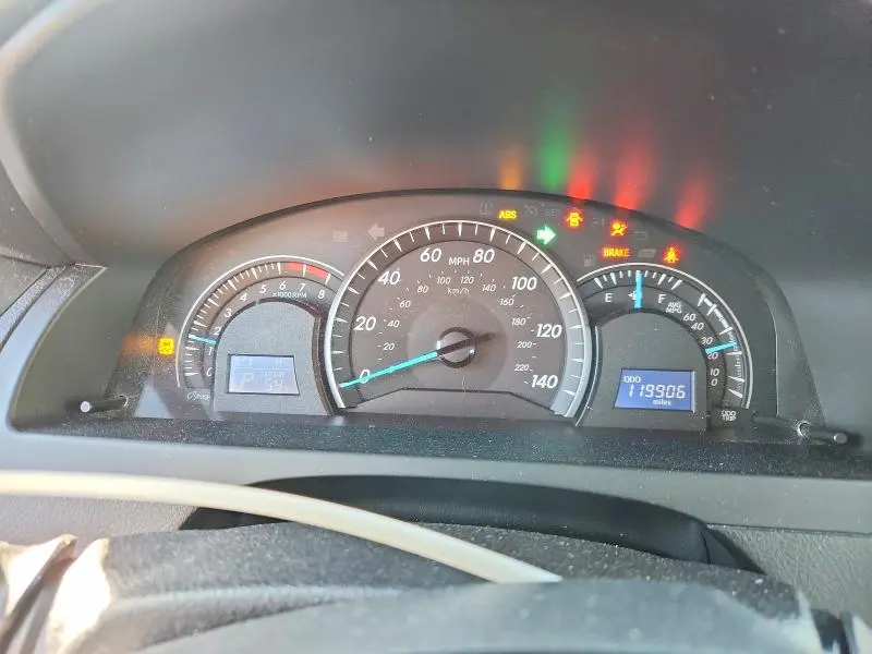2015 TOYOTA CAMRY LE  