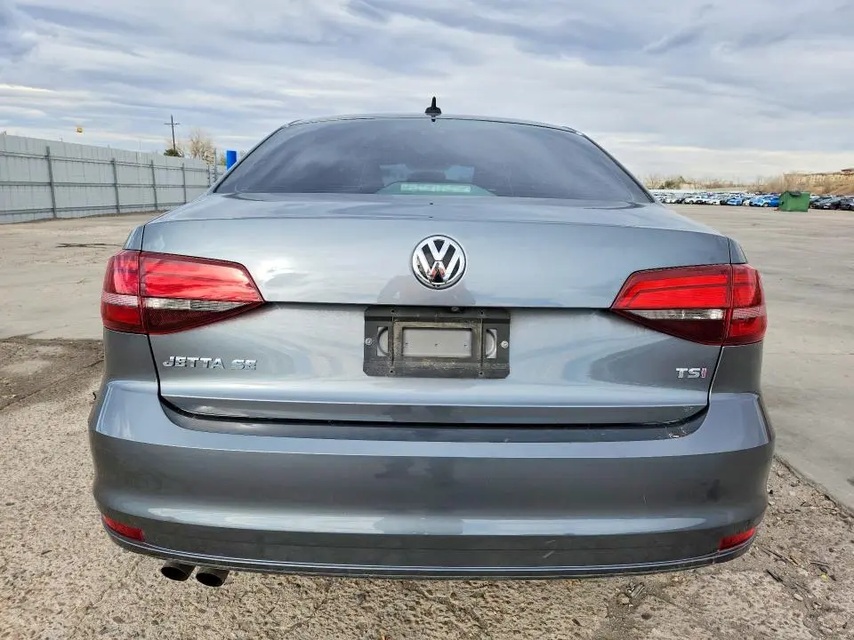 2017 VOLKSWAGEN JETTA SE  