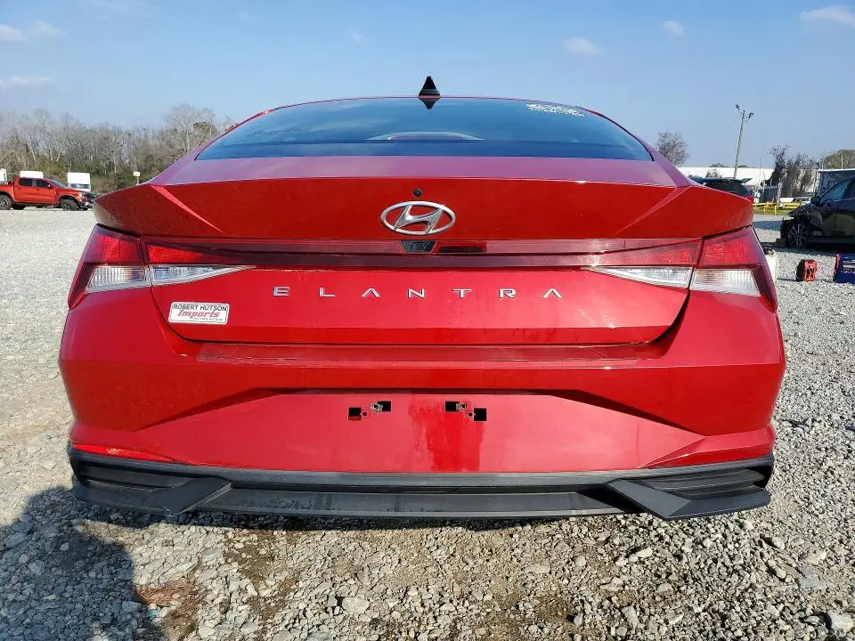 2022 HYUNDAI ELANTRA SEL  