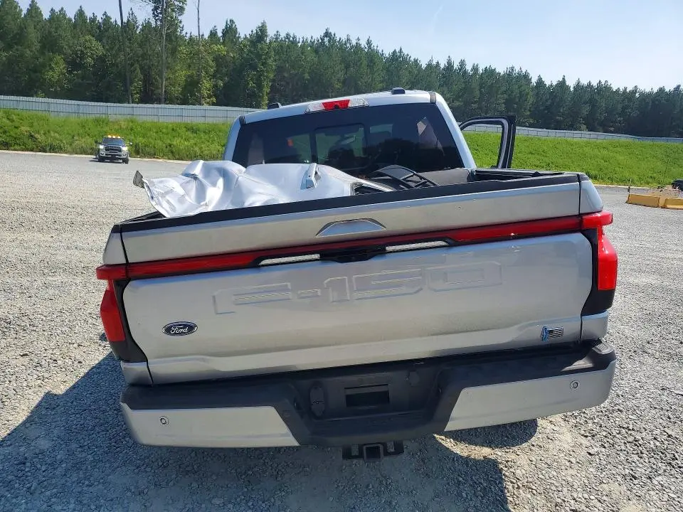 2023 FORD F150 LIGHTNING PRO  
