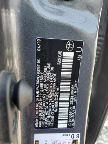2019 TOYOTA C-HR XLE  