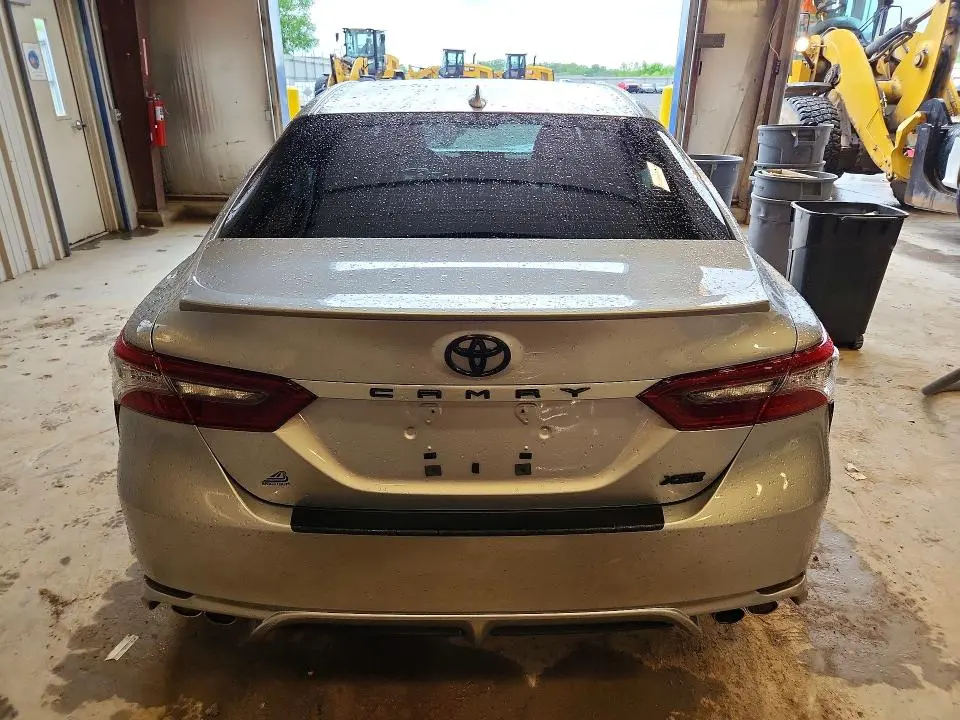 2021 TOYOTA CAMRY XSE  