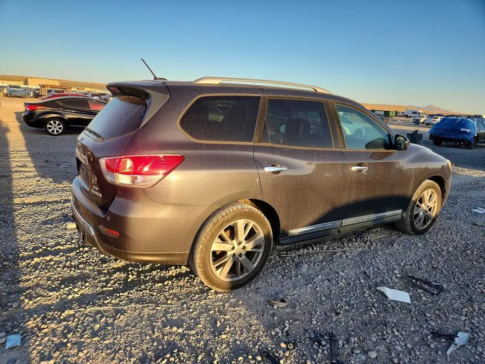 2014 NISSAN PATHFINDER S  