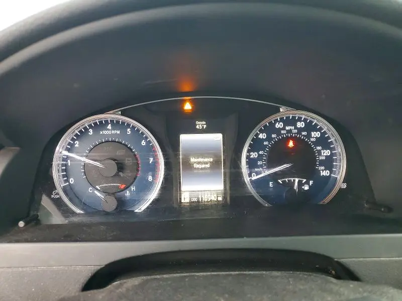 2016 TOYOTA CAMRY LE  