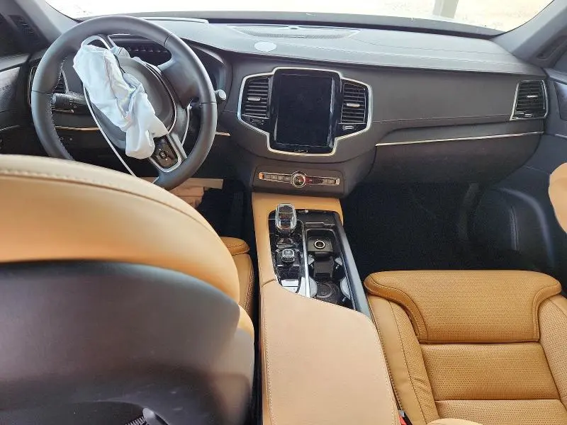 2025 VOLVO XC90 ULTRA  