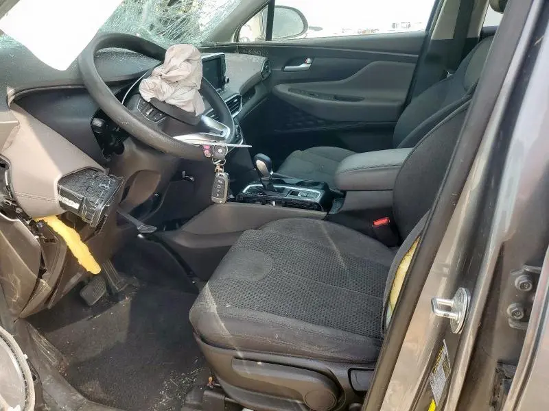 2019 HYUNDAI SANTA FE SE  