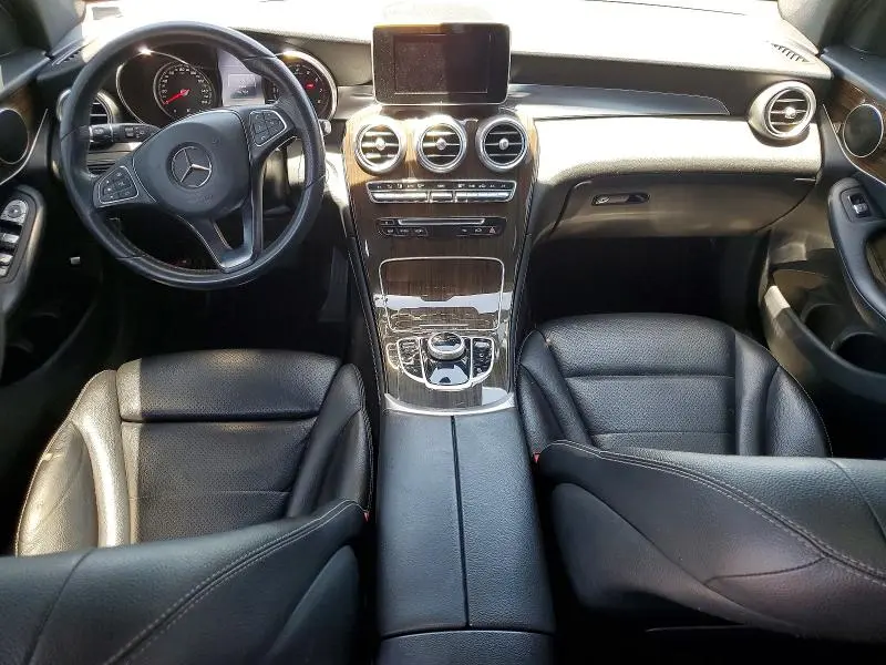 2018 MERCEDES-BENZ GLC 300  