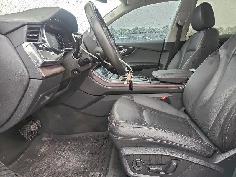 2020 AUDI Q8 PREMIUM PLUS S-LINE  