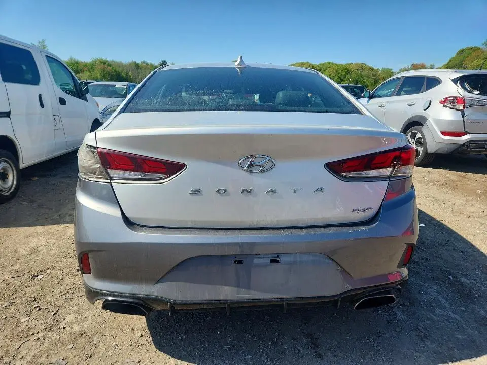 2018 HYUNDAI SONATA SPORT  