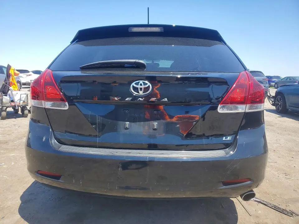 2013 TOYOTA VENZA LE  