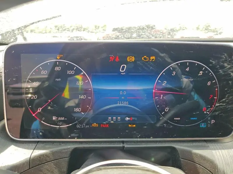 2025 MERCEDES-BENZ C 300  