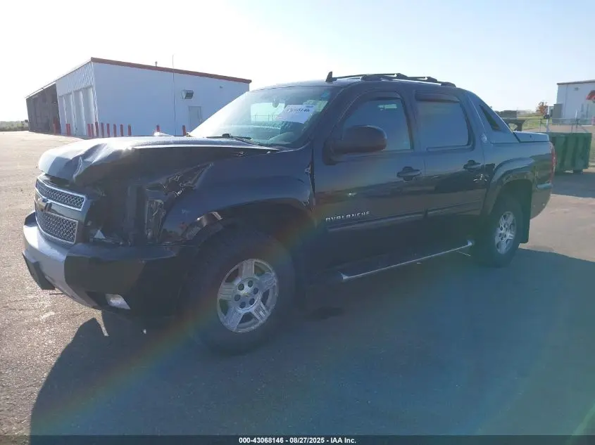 2013 CHEVROLET AVALANCHE LT
