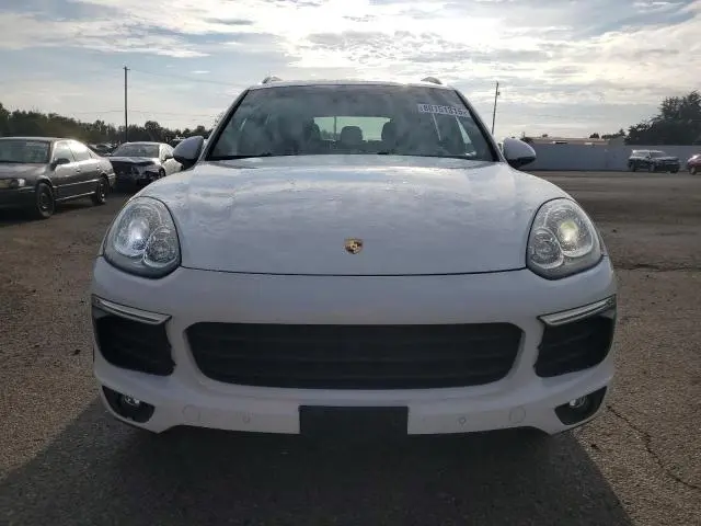 2016 PORSCHE CAYENNE
