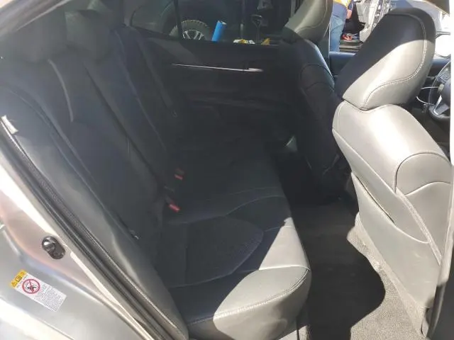 2018 TOYOTA CAMRY XSE  