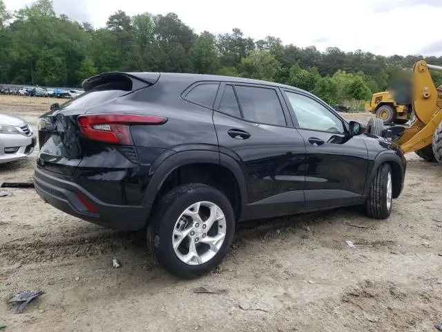 2025 CHEVROLET TRAX LS  