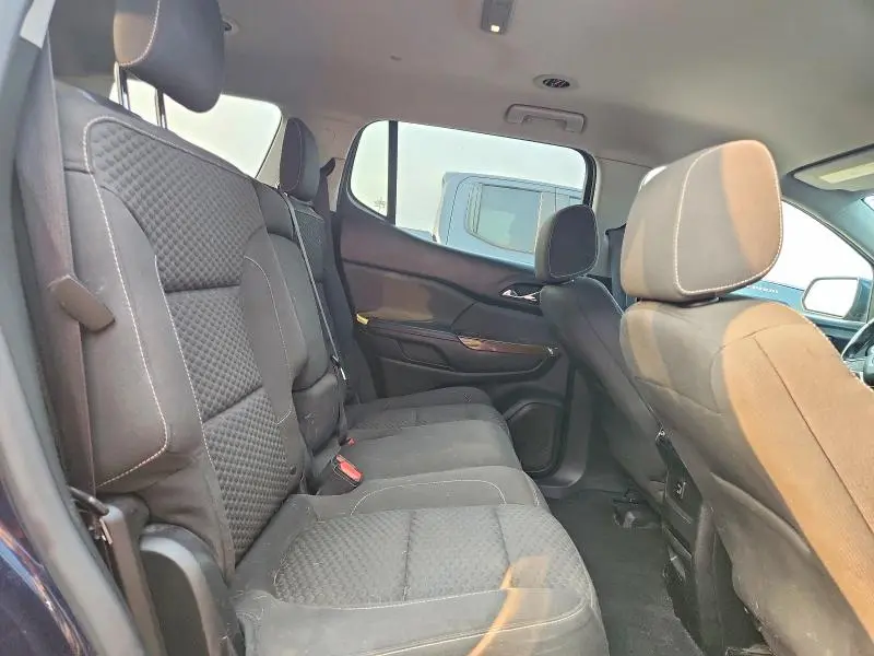 2017 GMC ACADIA SLE  
