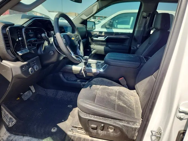 2024 CHEVROLET SILVERADO C1500 LTZ  