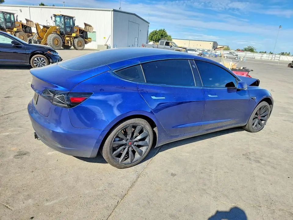 2018 TESLA MODEL 3   