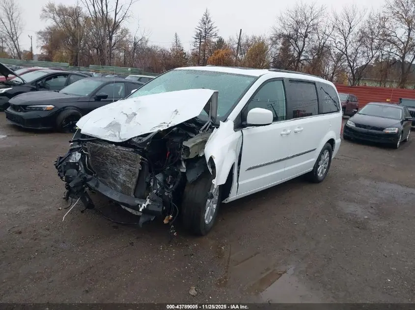 2015 CHRYSLER TOWN & COUNTRY TOURING