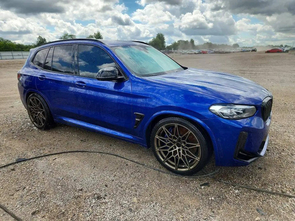 2023 BMW X3 M  