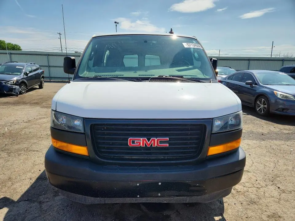 2023 GMC SAVANA G3500  