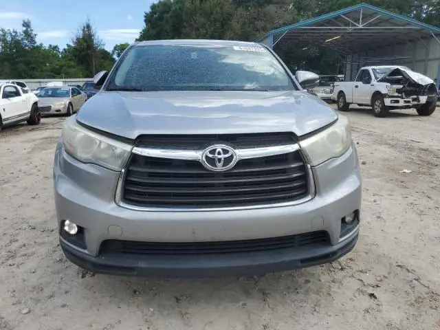 2015 TOYOTA HIGHLANDER LE  