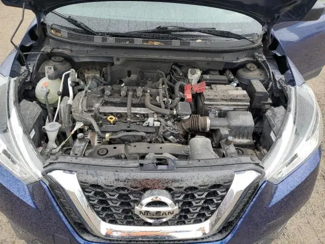 2019 NISSAN KICKS S  