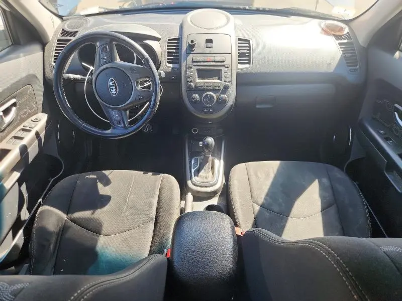 2013 KIA SOUL +  