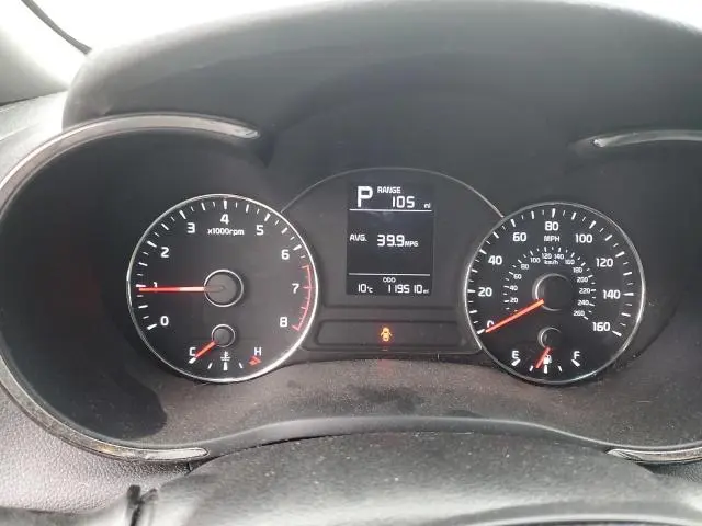 2017 KIA FORTE LX  