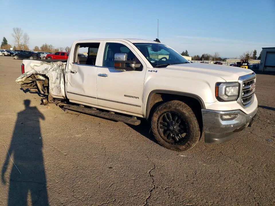2017 GMC SIERRA   