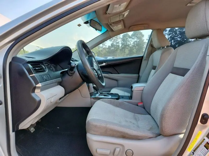 2014 TOYOTA CAMRY L  
