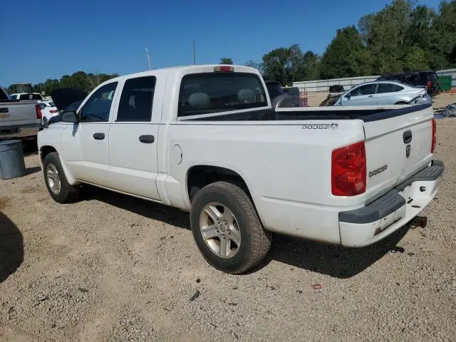 2011 DODGE DAKOTA SLT  