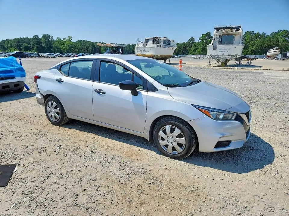 2020 NISSAN VERSA S  