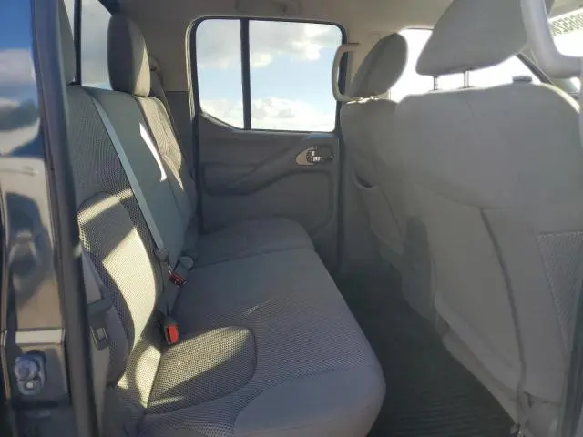 2019 NISSAN FRONTIER SV  