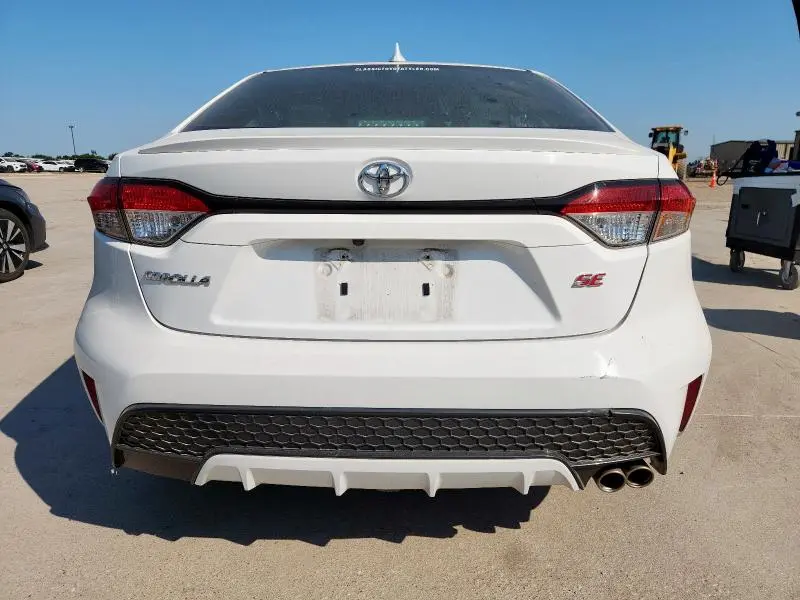 2020 TOYOTA COROLLA SE  