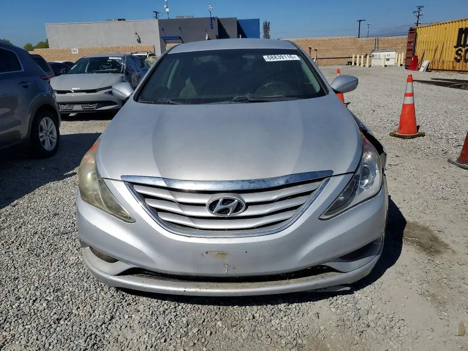 2013 HYUNDAI SONATA GLS  