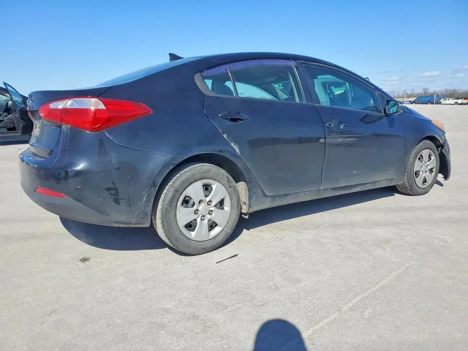 2015 KIA FORTE LX  