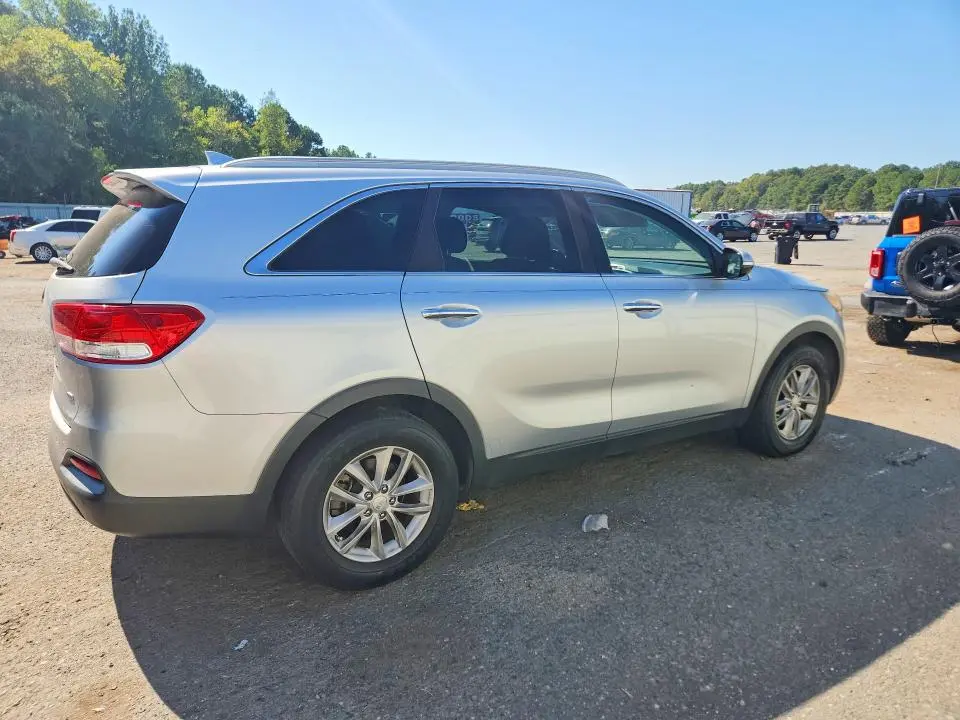 2016 KIA SORENTO LX  